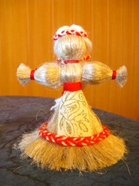 кукла из льна